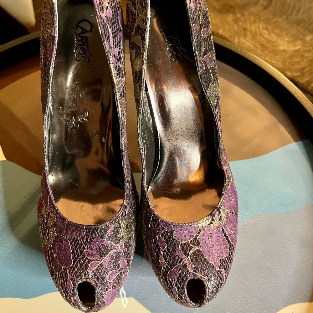 Carlos Santana Lace Platform Pumps